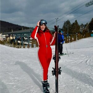 Cordova Red Ski Snow Suit in fiery red size large